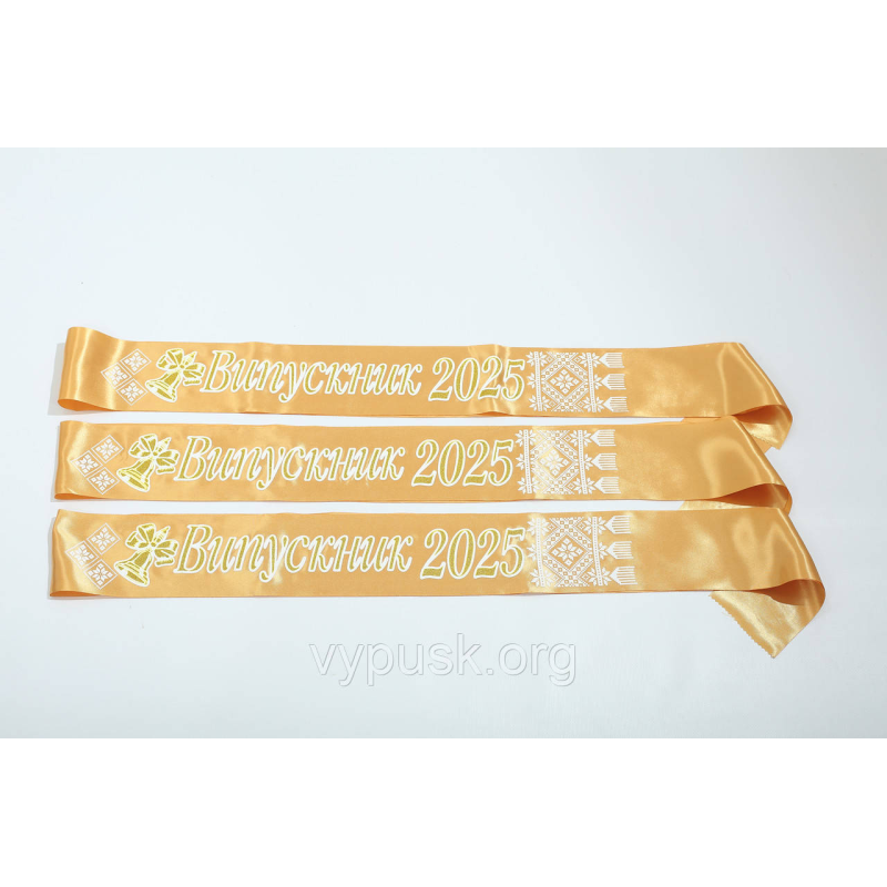 Стрічка Випускник 2025 золота атласна Стрічка Випускник 2025 золота атласна