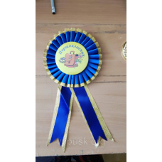 Значок випускник з синьою стрічкою